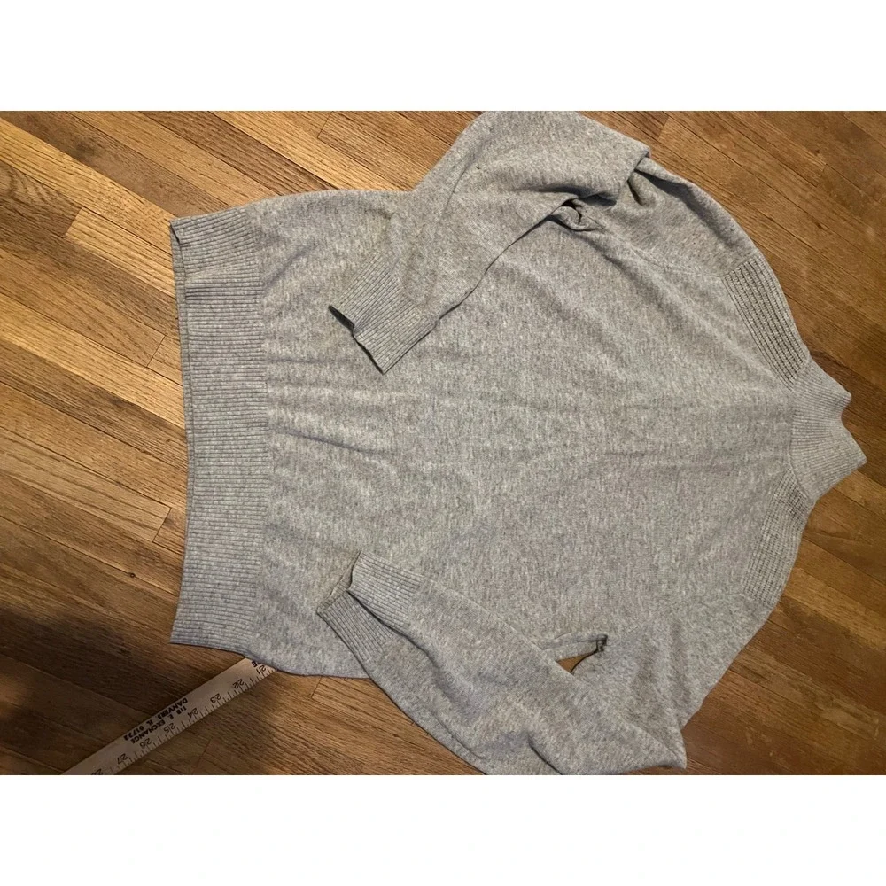 Banana Republic Men's L Merino Wool Sweater Gray Mock Neck Zip Button Collar